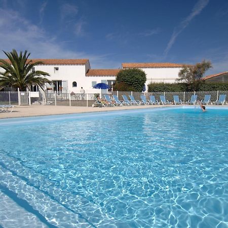 Residence Odalys Le Village Des Amareyeurs Ле-Шато-д'Олерон Экстерьер фото
