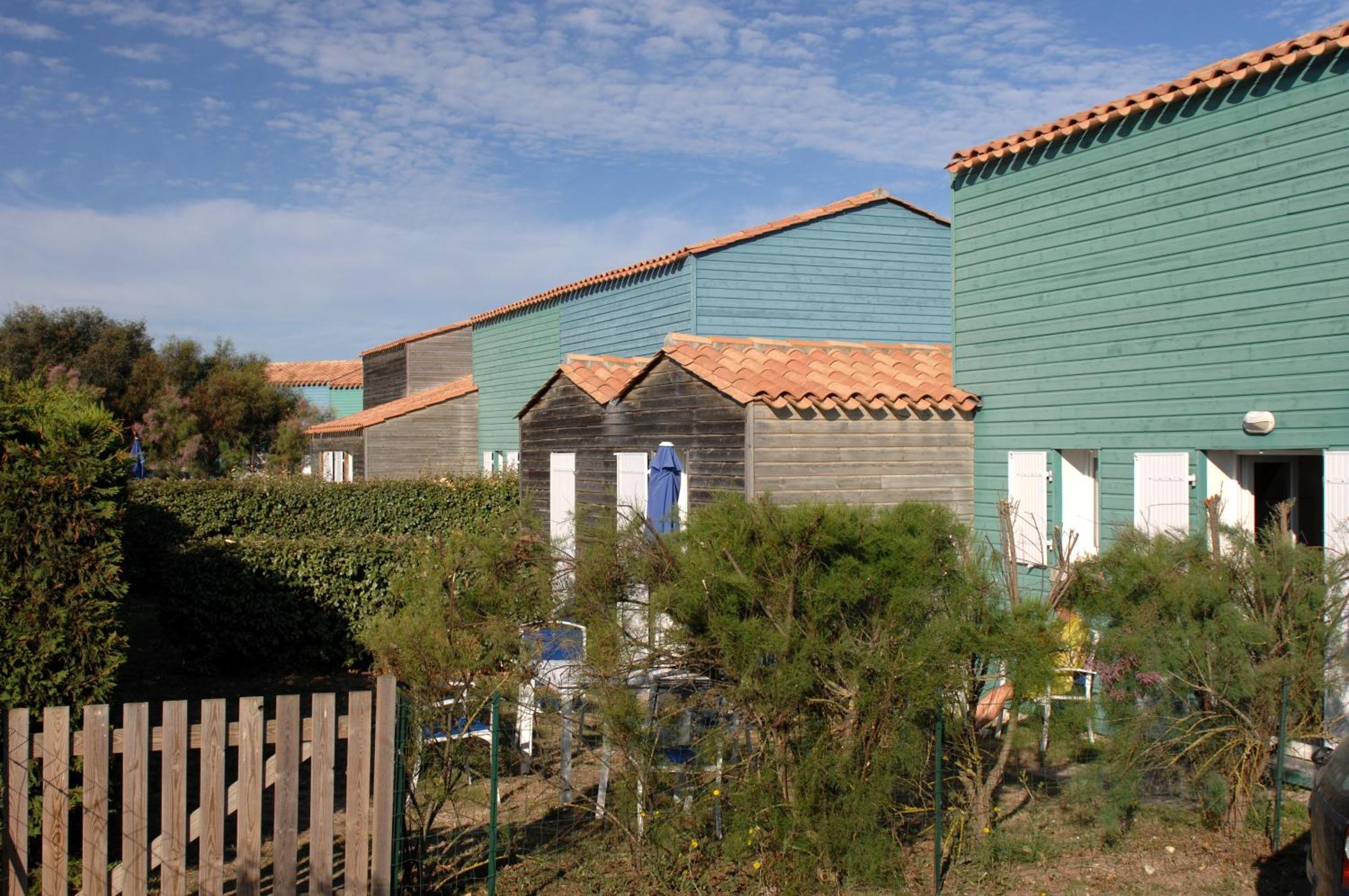 Residence Odalys Le Village Des Amareyeurs Ле-Шато-д'Олерон Экстерьер фото