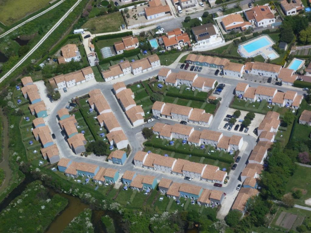 Residence Odalys Le Village Des Amareyeurs Ле-Шато-д'Олерон Экстерьер фото