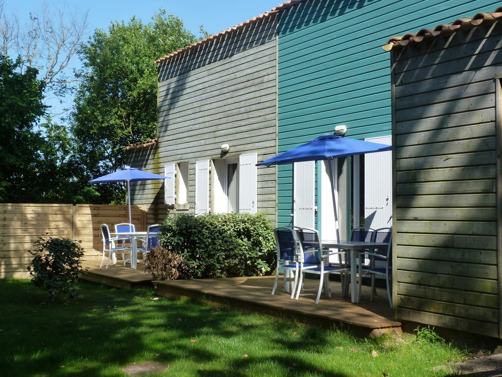 Residence Odalys Le Village Des Amareyeurs Ле-Шато-д'Олерон Экстерьер фото